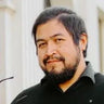 Luis P.